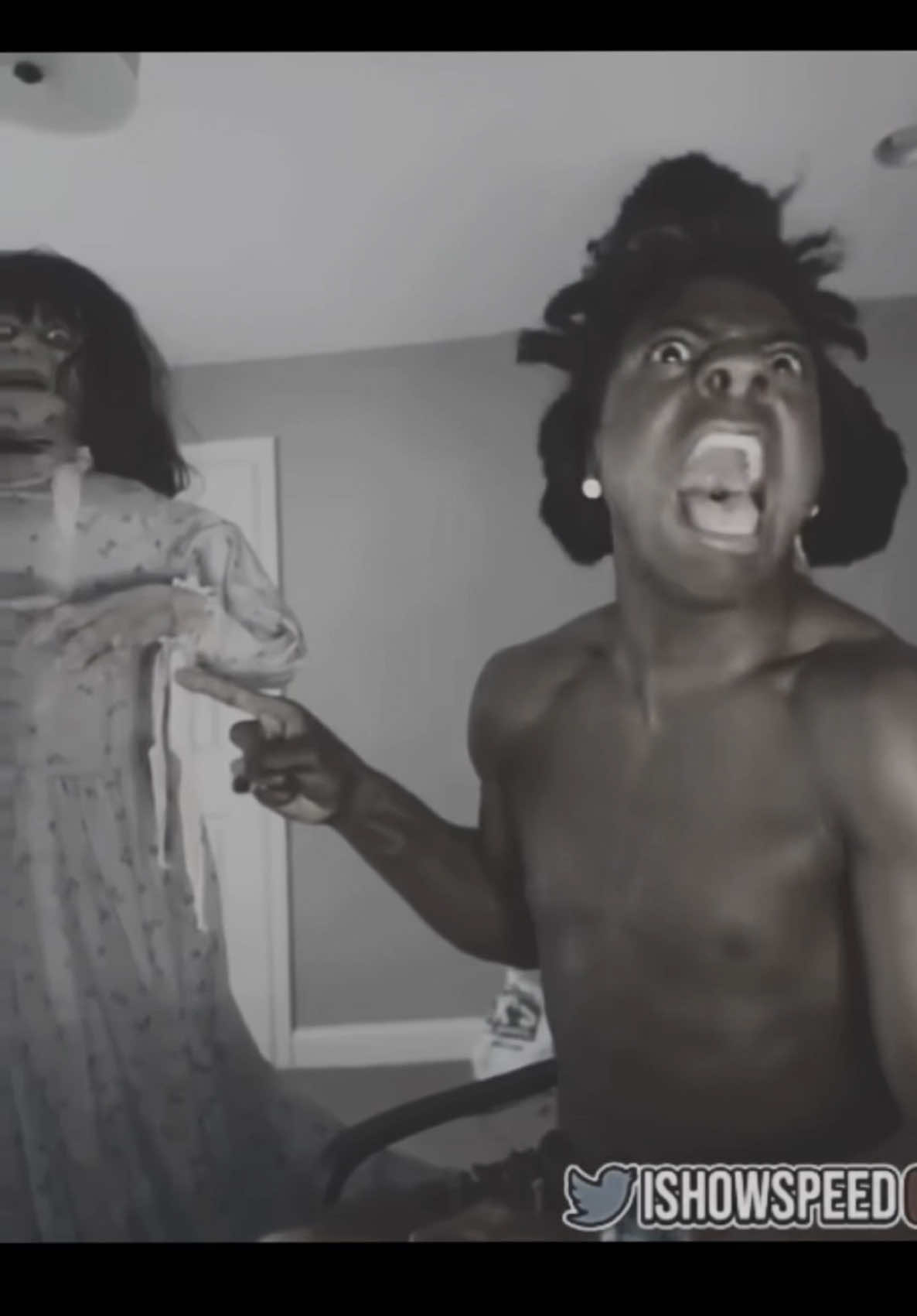 IShowSpeed gets angry at a possessed doll😱😈 #fyp #ishowspeedfunnyclips 