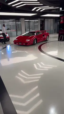 #foryoupageofficiall #foryou #Lamborghini contacts# viral ##voneno##viralvideo#