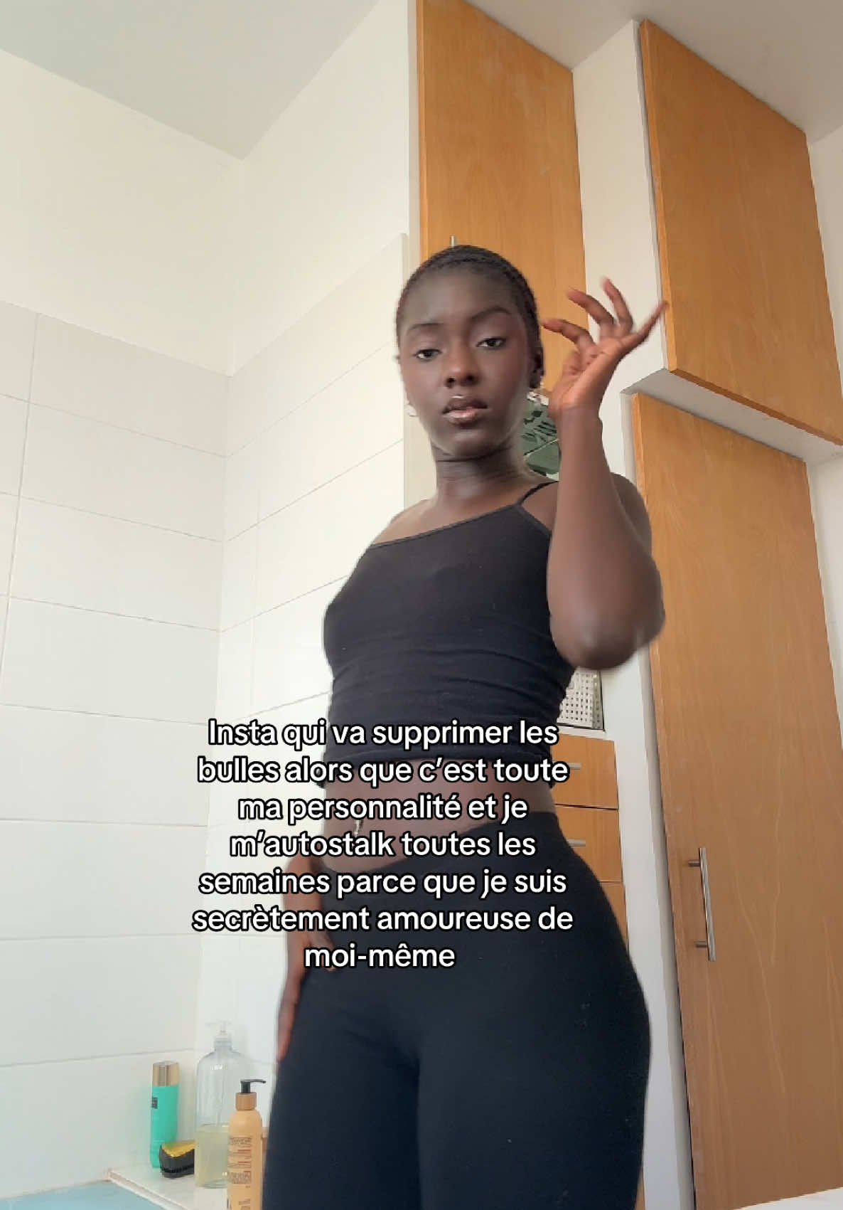 Puis comment vous allez savoir que je suis drôle en plus de ressembler à ça ??