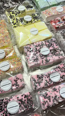 Który z tych smaków najbardziej chcielibyście spróbować?😛😛 #marshmallow #superpianki ##prezent##dc##viral##dlaciebie##fyp##jedzenie#sł#słodyczel#dladziecir#ordernowew#newo#słodkielal#halalmarshmallowsi#muslimm#alhamdulillahl#halall#halalfoodl#halalfoodiel#halalmeata#india 