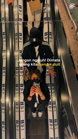 Jangan ngeluh, dimata orang kita banyak #katakata #foryourpage #masukberanda #tiktokhongkongindonesia🇭🇰🇮🇩 #fyppppppppppppppppppppppp 