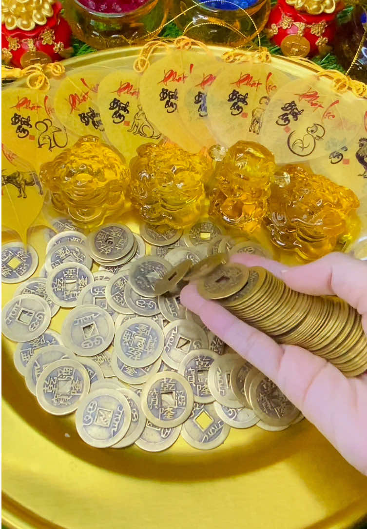 Đồng Xu Âm Dương chiêu tài, hút lộc #taiphongthuypasa #phongthuycaivan #vatphamphongthuy #muataitiktok #dongxu #dongxuamduong #dongxuamduongphongthuy #dongxuamduongngudephongthuy  #dongxuamduongmayman #dongxuamduongtailoc #xuamduong 