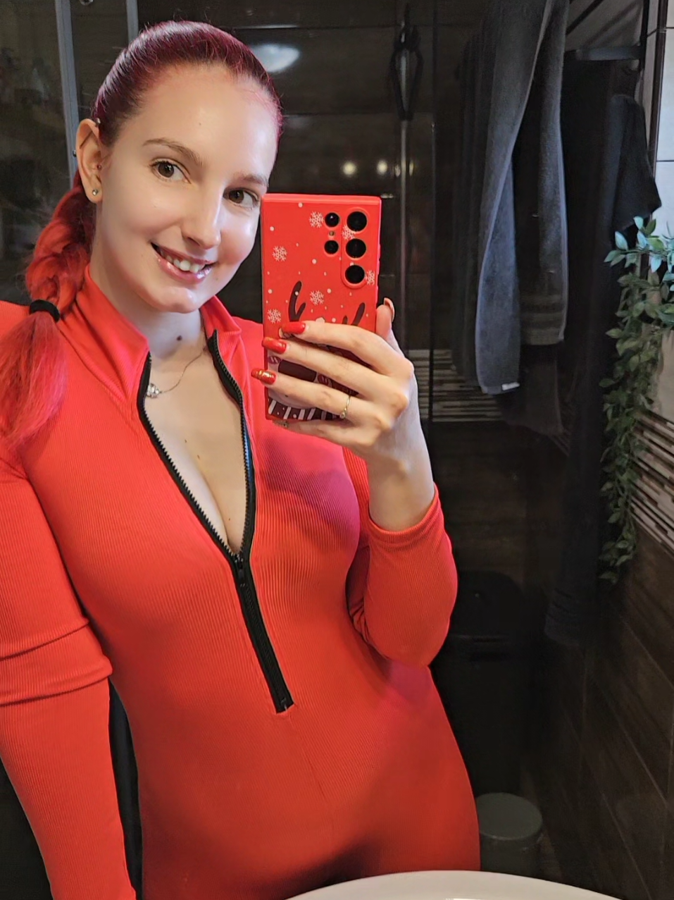 Ez így van! 😁 #hungary #hungarygirl #hungarian #girl #neked #nekedbe #nekedbelegyen #tiktokgirl #dance #dancing #happy #red #body #bodysuit #redhair #smiley #fy #fyp #fypage #foryou #foryoupage #fypviral #viral #viralvideo #trending #trend #omg #wow 