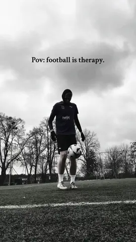 Therapy⚽️💆🏻‍♂️ #foruoupage #football #footballers #foruyou #viral #viral_video #sport #therapy #fypviral #dc #motivation 