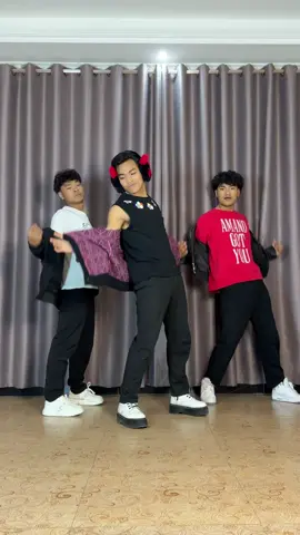 India Wale 🔥 @👑 Mr_GOMZA👑 @rajenddratamang59 #dance #trend #vibe #indiawale #srk #viral #fypシ 