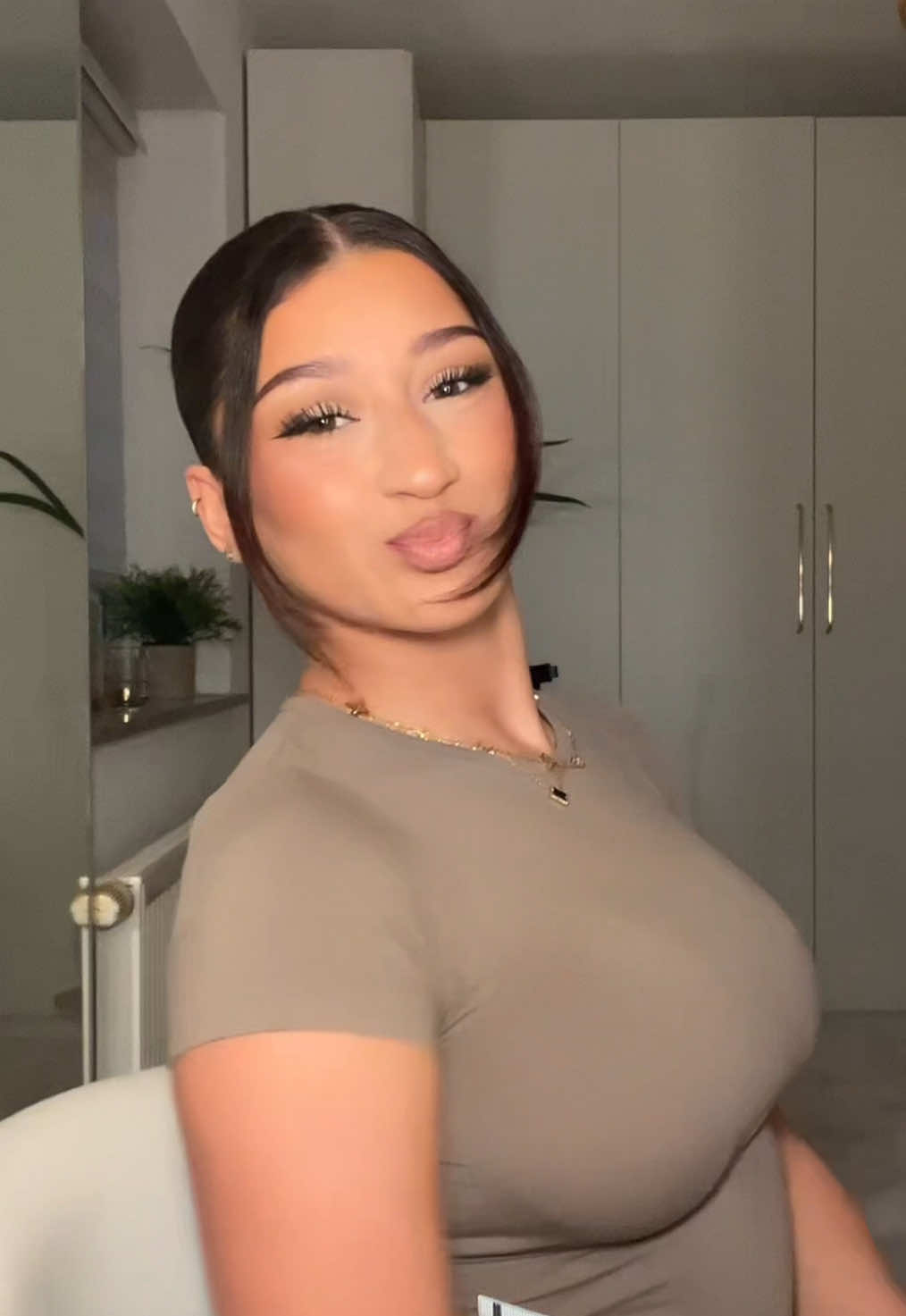 Der perfekte Dutt tutorial😍 liebe den so viel mehr wie den anderen🥹 #sleekhairtutorial #hairtutorials #hairstyle #easyhairstyle #hairhack 