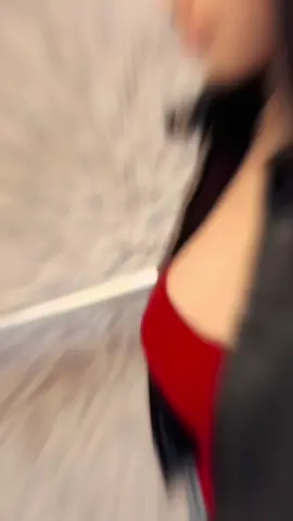 *我們不跑步，因為我們連走樓梯都萬眾矚目😎#喝小紫大咪咪 