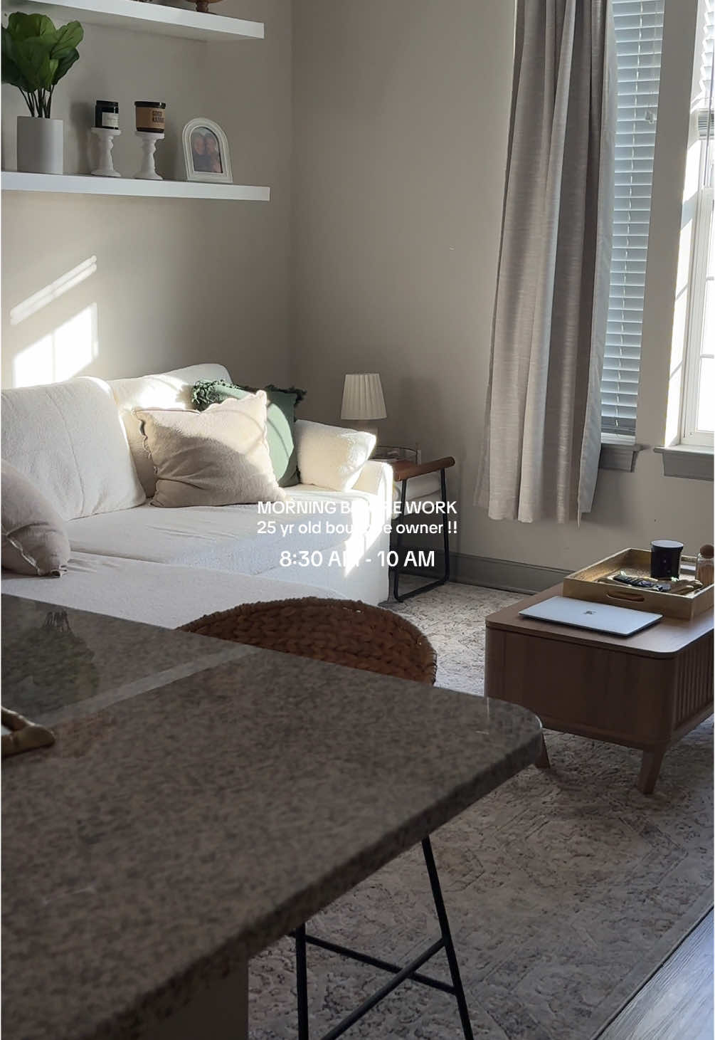 quick saturday morning before work !! I hope you have the best day ILY #saturday#weekend#morning#goodmorning#morningroutine#morninginmylife#fyp#timestamps#work#businessowner#lifestylevlog#mid20s