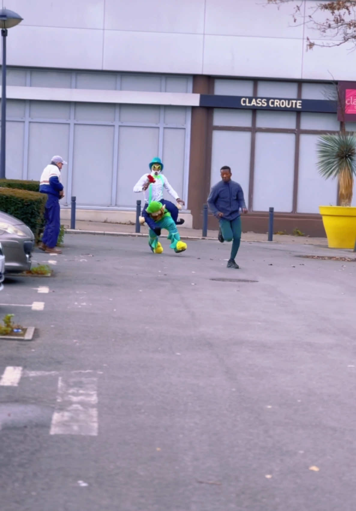 #france🇫🇷 #😂😂😂 #europe #comedia #🌹🌹🌹🌹🌹🌹🌹🌹🌹🌹🌹🌹 