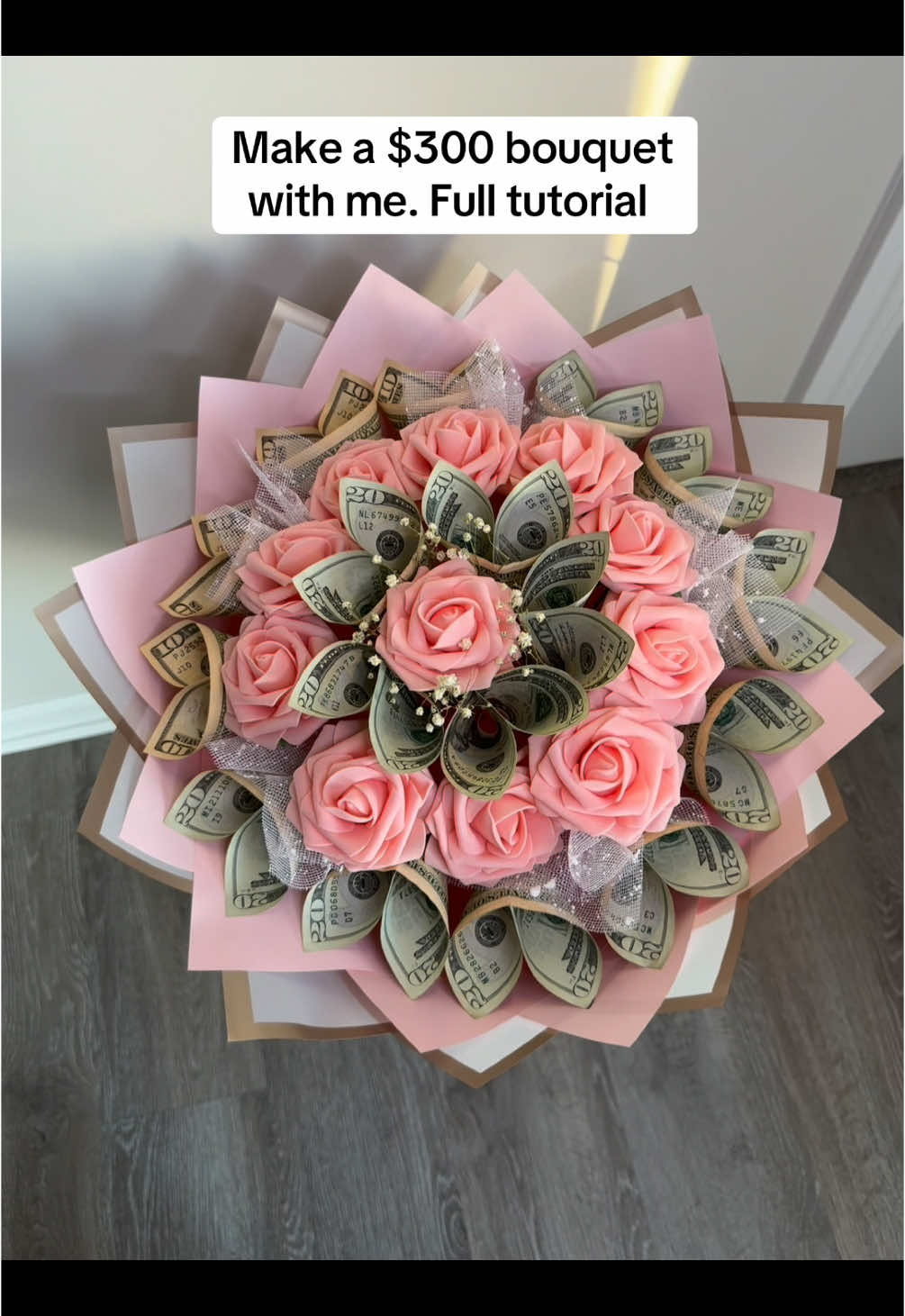 A pink money bouquet 💓💓  #DIY #ramo #flowers 