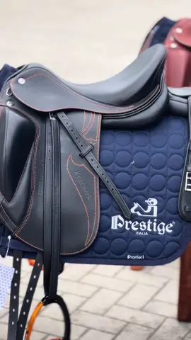 ✨ Ontdek onze Prestige collectie 💕 Zie jij er al wat moois tussen? We hebben nog veel meer!🔥 #prestigeitalia #equestrian #horselover #horsetack #dressagesaddle #paardensport #paardrijden #ruitersport #saddle #horsegirl #saddlefitter #tackshop 