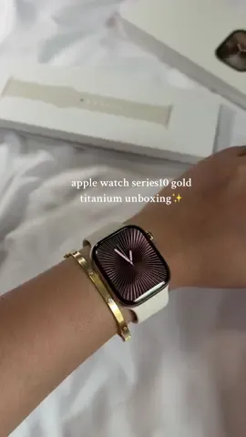 Unbox my new apple watch ⌚️✨ Series 10 GPS + Cellular 42mm Gold Titanium Case with Starlight Band. #CapCut #apple #applewatch #applewatchseries10 #series10 #unboxing #titaniumcase #trending #trendingvideo #viral #viralvideo #fyp #tiktok #tiktokviral #tiktoktrending 