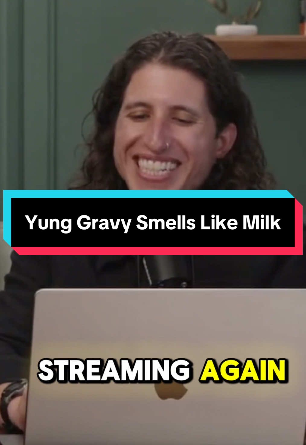 “Babe wake up the guy who repeats himself and his handler are streaming again” @Ben Cahn @Emil DeRosa #yunggravy #smell #newspaper #aromatherapy 
