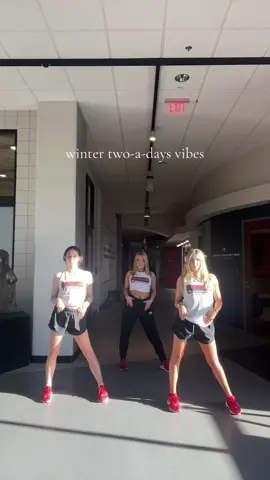 the vibes of day 2✨  #uga #danceteam #georgia #godawgs #dance #voguedance #twoadays 