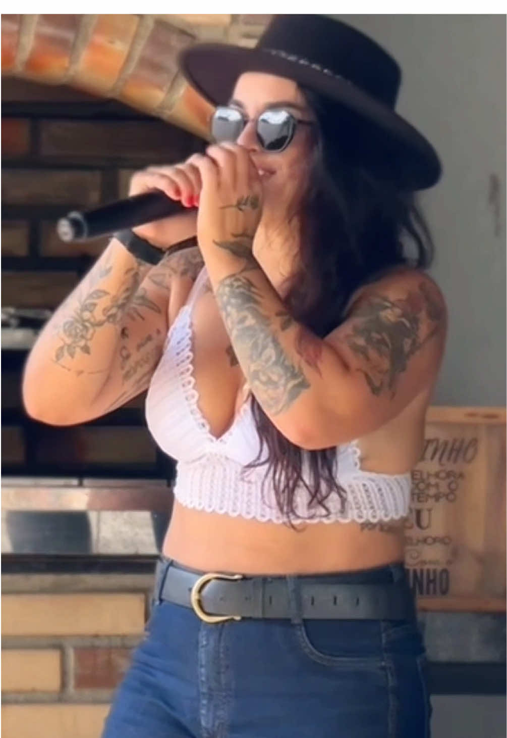 Essa é boa ou não? #kellyalmeida #kellyalmeidaoficial #cantora #sertanejo #arrocha #fyy 