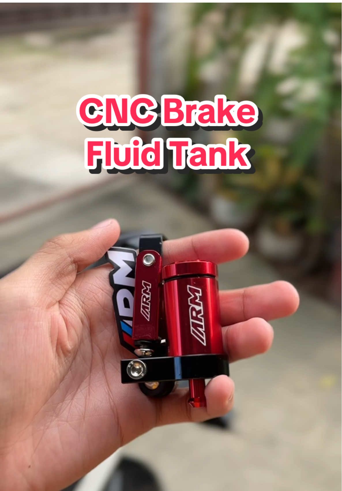 Sobrang ganda tignan neto sa mga motor natin #brakefluidtank #cncbrakefluidtank #armbrakefluidbracket #brakefluidbracketset #hondaclickaccessories #motorcycleaccessories #trending #fyp #viral 