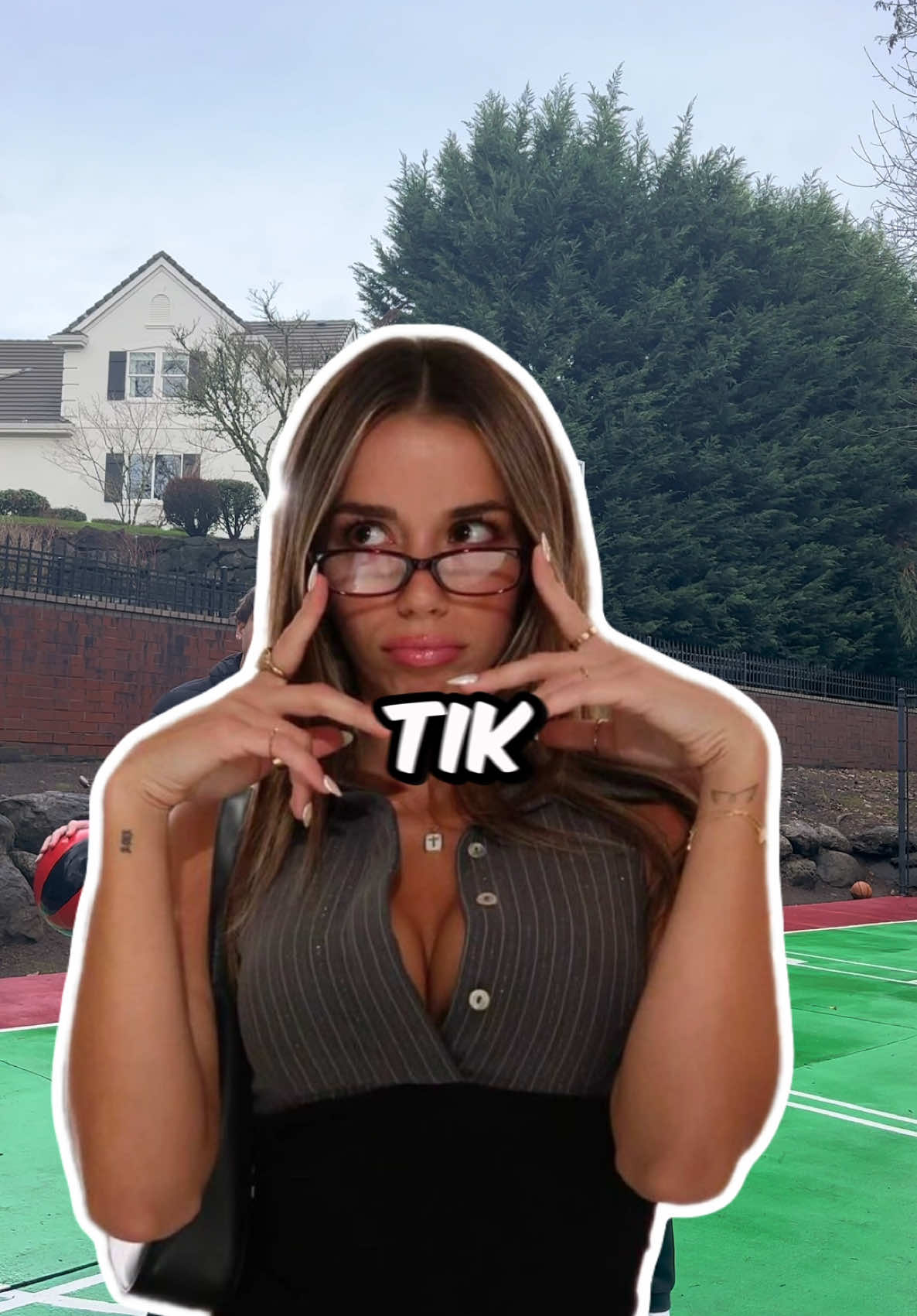 This TikToker Is A MAJOR Bop 😭🔥 #thepkecompany #nbatrivia #sophierain #sadiemckenna #breckiehill #corrinakopf #livvydunne #addisonrae #cookingwithkya 