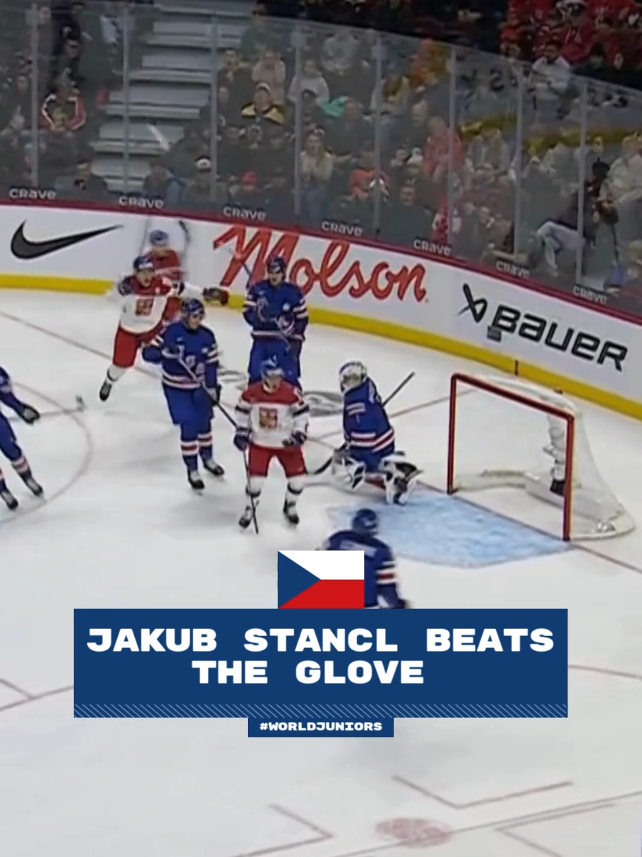 Jakub Stancl didn't let USA lead for long 😏 #USACZE #WorldJuniors #IIHF #goal #fyp @Český hokej 
