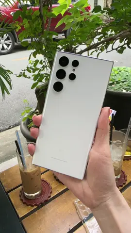 samsung S22 ultra, hàn quốc 1 sim máy đẹp như mới , màu trắng 99% giá :11.500.000 bảo hành 03 tháng  call :0901.707.707