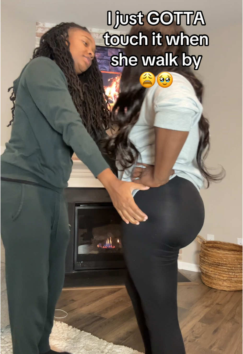 What u expect me to do wit all dat ahhhhhhhsss 😩🤣😭😭? #miamiahlive #fyp #fypツ #foryourpage #foryou #lgbtq #studs #lgbt #studtok #studsoftiktok🌈 #studsoftiktok #wifeandwife #lesbiancouples #marriedlesbians #blacklesbiantiktok🌈 #studswithlocs #2025 