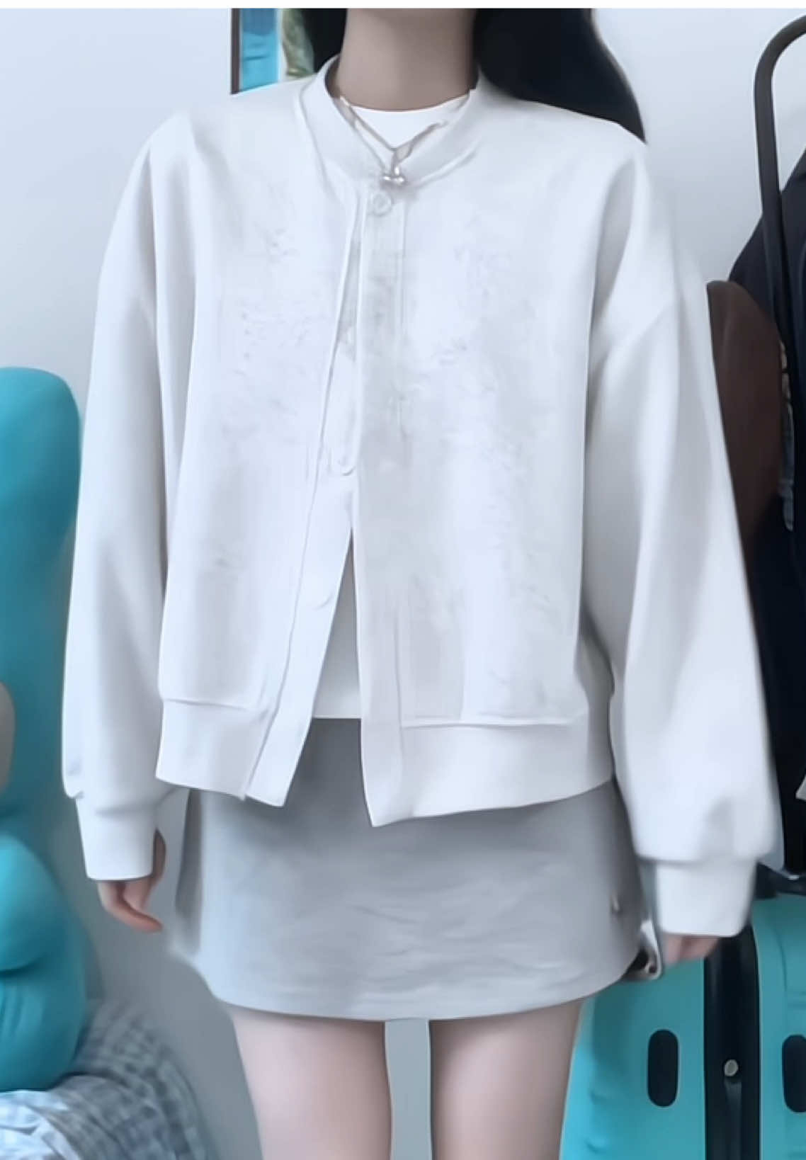 Gợi ý outfits Tết🧧cho nàng nào thích basic mà vẫn mún ngoanxinh iu 💓🧸𓇢𓆸₊˚⊹♡ #aokhoac #aokhoacni #crotop #OOTD #tetmacgi #aokhoaccroptop #phoidoxinh #fyp #reviewlamdep #tiemnhagiag #outfitideas #xuhuong #goclamdep #outfittet #outfitthudong 