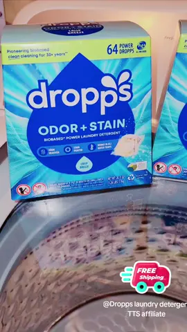 @Dropps biobased power laundry detergent crisp breeze sent. environment friendly so it's a clean clean, brightens whites fights stains gently with colors USDA certified. works with all type washers, i love these power pods I highly recommend and the fact that there pods no wasting laundry soap, and yes, they make plenty suds. its perfectly portioned bigger load add another pod. at the moment there on a flash sale with free shipping click the cart try them,  @Dropps  #flashsale #tiktokshop #dropps #tictokshopping #tryit #laundry #laundrytok #stainremover #laundrydetergent  #musthaves #treatyourself #tictokshop #tictokshopping #flashsale #sale #deals #freeshipping #fyp #fypシ #fypシ゚viral  #fy 