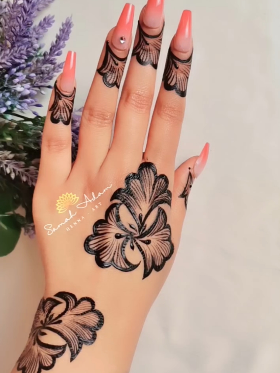 الجديد عمرو ما خاب 🔥😘 حنة سودانية جديدة وراقية ❤️ للتسجيل في الدورةالتدريبية لتعليم الحنة من البداية للأحتراف للتسجيل ولطلب كتاب تعليم الرسم من الصفر ابعتلنا على رسائل الصفحة #hennavideos #henna #hennaart #hennaartist #tutorial #السودان #حناء #حنا #حناء_عروس #حنة_عروسة #حنة #حنه #حنة_سودانية #hennanight #السودان_مشاهير_تيك_توك #سودانيز_تيك_توك #سودانيز_تيك_توك_مشاهير_السودان #sudanese_tiktok #sudanese #سودانيات #سودانية #سودانية🇸🇩 #sudan #السعودية #قطر #الدوحة #الدوحة_قطر🇶🇦 #اليمن🇾🇪المملكة🇸🇦 #اليمن #fyp 