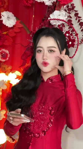 Thấy cưng xỉu ❤️🥰 chị 🍓 yêu cầu tone make nhẹ nhàng nhưng phải baby mới chịu ❤️#xuhuongtiktok #makeupcôdâu #Makeupđitiệc #makeuptonehongbaby #xuhuong #côdauxinhdep 