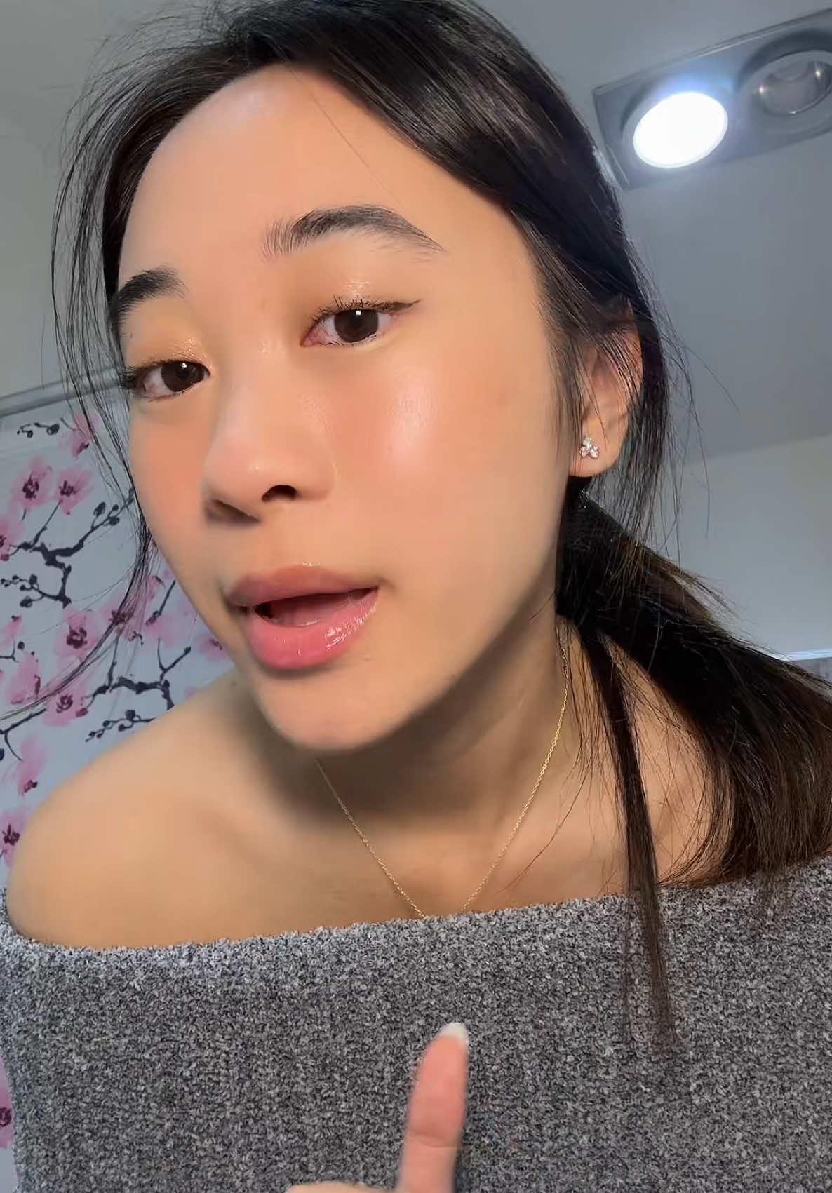 putting y’all on the good stuff 🫶🏼 #GiftGuide #carslan #pressedpowder #carslanpowder #powdermakeup #makeup @carslan_us @Carslan Global Official 