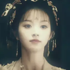 They're my new obsession. I can't describe how much I loved this drama and these characters. Everyone is so interesting, everyone is interesting to watch. In episode 15, I was so proud of our Xu Qi An😭😭😭 But his punishment was so unfair. I'm glad our princess was able to help him. #guardiansofthedafeng #fyp #cdrama #cdramaedits #china #chinesedrama #tianxiwei田曦薇 #dylanwang王鹤棣 #tianxiwei #dylanwang #wanghedi #wanghedi王鹤棣 #fypシ