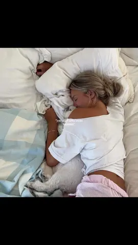 sleepy girls💤 #fyp #fy #pinterest #girls #sleep 