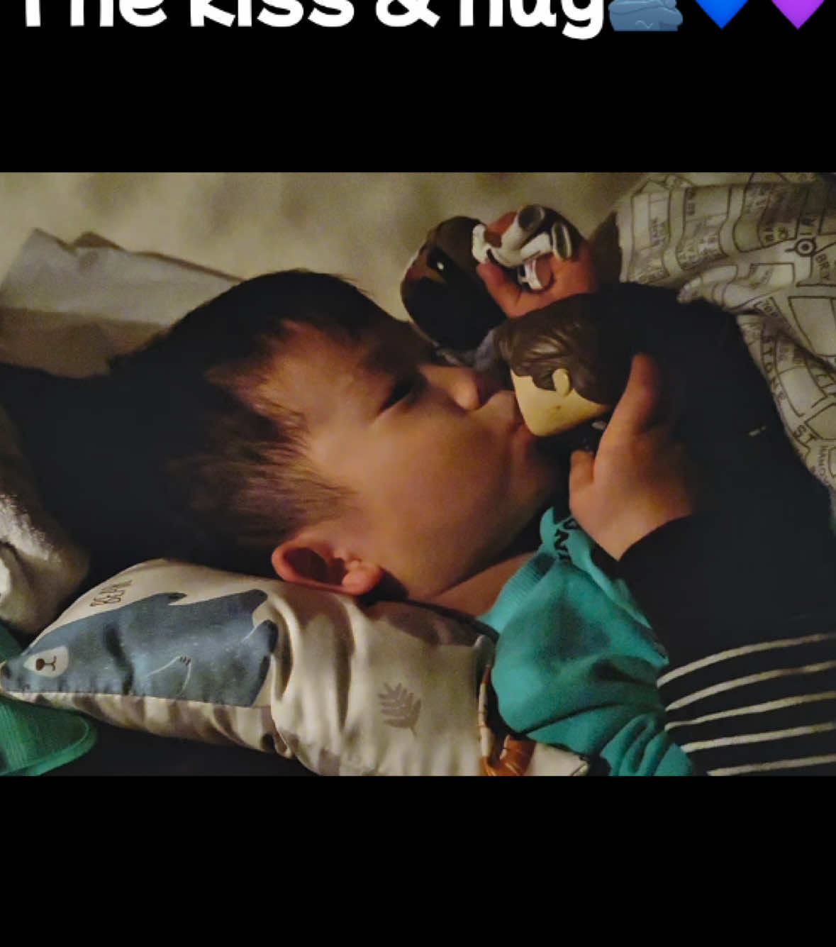 The long winter break ends today, and Mini George’s nursery school resumes tomorrow. He cried, “I want to stay home with Dad forever😢” but thanks to George and Lewis, he finally made up his mind.  George and Lewis, for always being there—it means so much! 😂💙💜 #GeorgeRussell #GeorgeRussel|63 #Russell #GR63 #TeamGR63 #TeamGeorgeRussell #63 #F1 #Formulal #Formel1 #Mercedes #MercedesAMGF1 #W15 #F12024 #JapaneseGP #suzuka