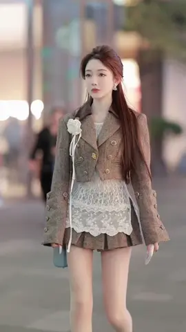 #girl #beautiful #gaixinh #fashion #foryou #walk #model #style #viral #trending #fyp #xuhuong 