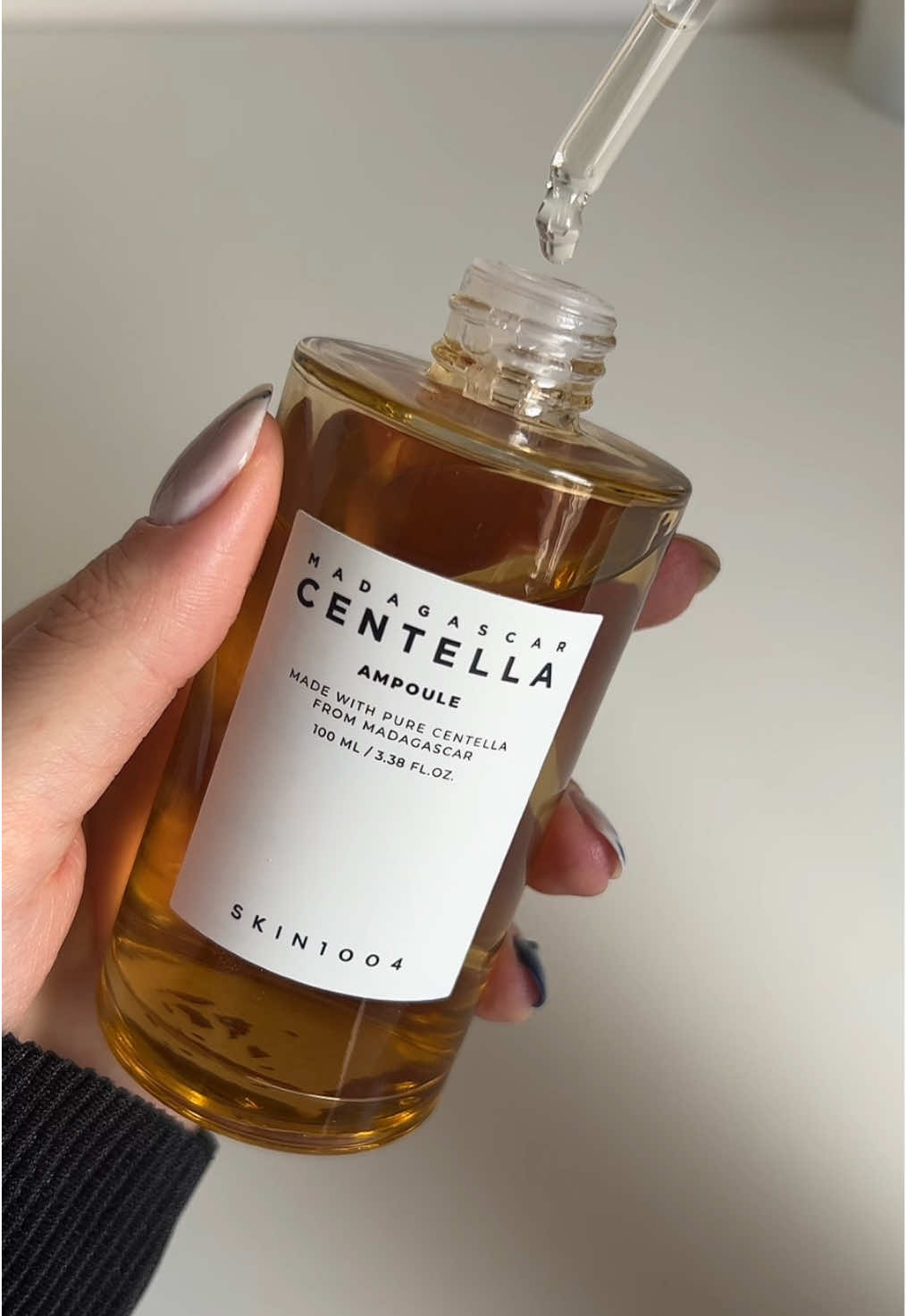 @SKIN1004 Official Madagascar Centella Ampoule is perfect for soothing irritated and sensitive skin 🫧✨ #skin1004 #skin1004ampoule #skincare #centellaasiatica #koreanskincare #kbeauty 