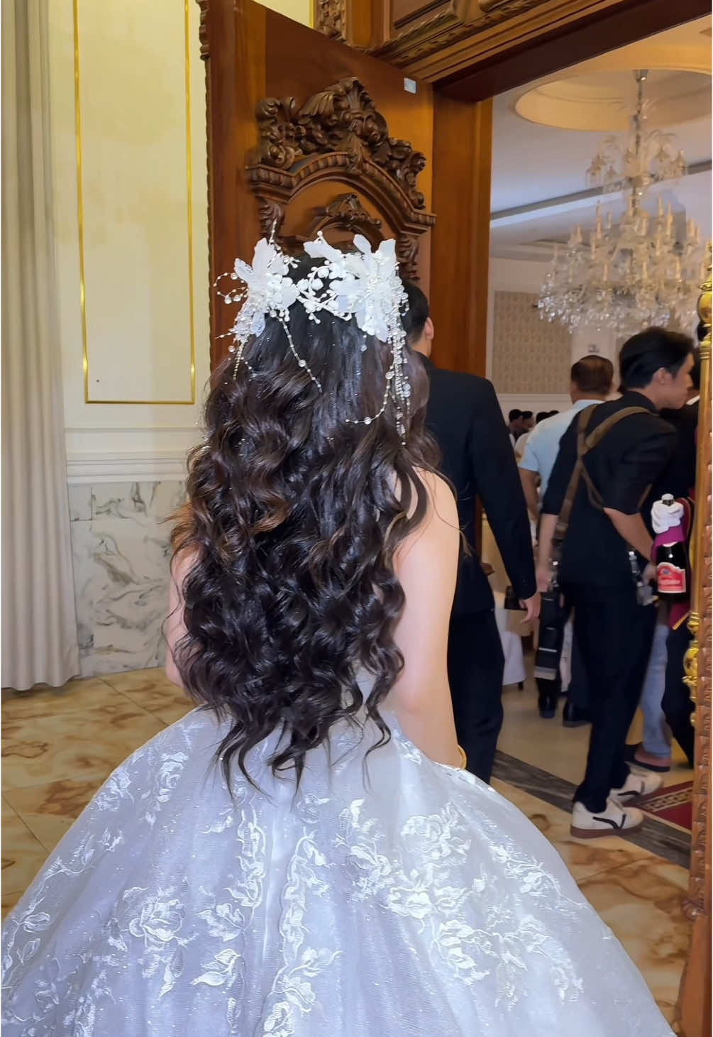 Thử thách này dễ, ai ngán chứ em thích làm tóc mây nhất luôn… 😍 #HuongDangMakeup #makeupcodauhcm #makeupcodau #makeupcodausaigon #makeupcodaubinhduong #makeuptainhatphcm #makeupcodaugiatien #xuhuongtiktok #fyipシツ #viral 