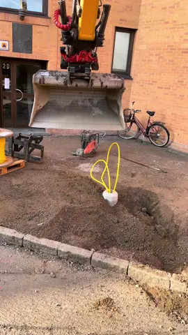 #liebherrsverige #sverige #liebherr #liebherrfamily #construction #rototiltsverige #tiltrotator #sweden #grävmaskin #excavatorsweden #vireal #heavyequipment #videoviralitiktok #videoviral 