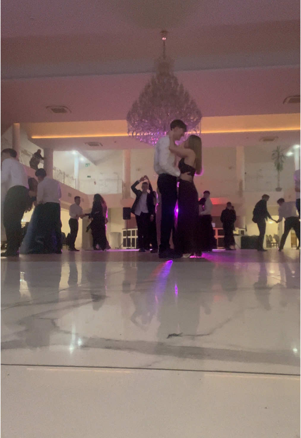 Best song to end the prom✨🫶🏻@grzesiek #dc #studniówka #prom #lastdance 