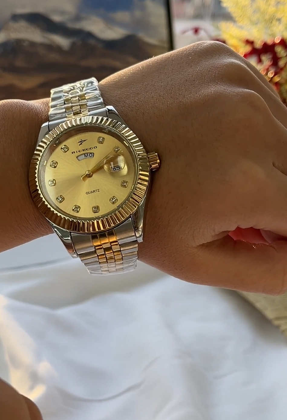 #fouyou #workingmom #business #quartzwatch #earpodstiktokshop 