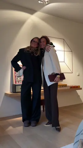 Getting dressed for dinner together 🫶🏼 Always more fun than alone… #fyp #getreadywithme #momtok #momandme #fy #ootn #ootnight #dinner #blazer 