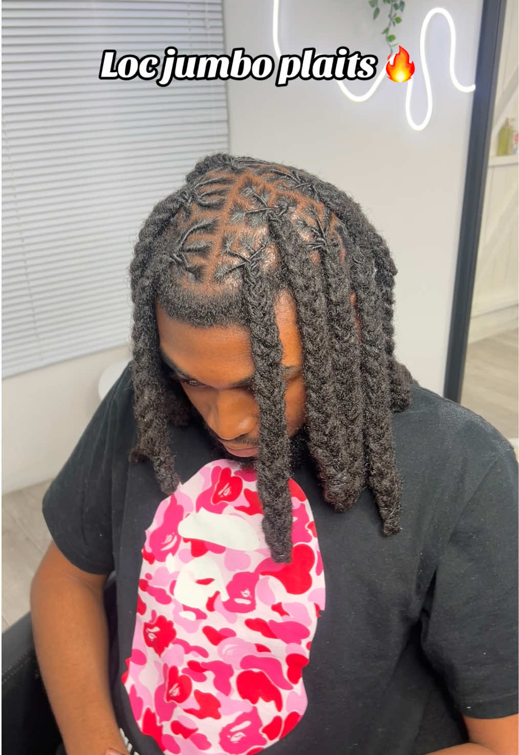 Would you try this style ? 🔥 #londonloctican #dreads #locstyles #twostrandtwist #altloctician #newyear #locjourney #2025 #dreadstyles 