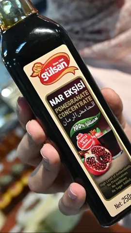 Tak kisah makan terus atau campur air, Pati Delima Gulsan tetap beri manfaat yang terbaik untuk kesihatan! 🥰 Anda suka cara yang mana?  #PatiDelima #Gulsan #MahnazFood #TipsSihat