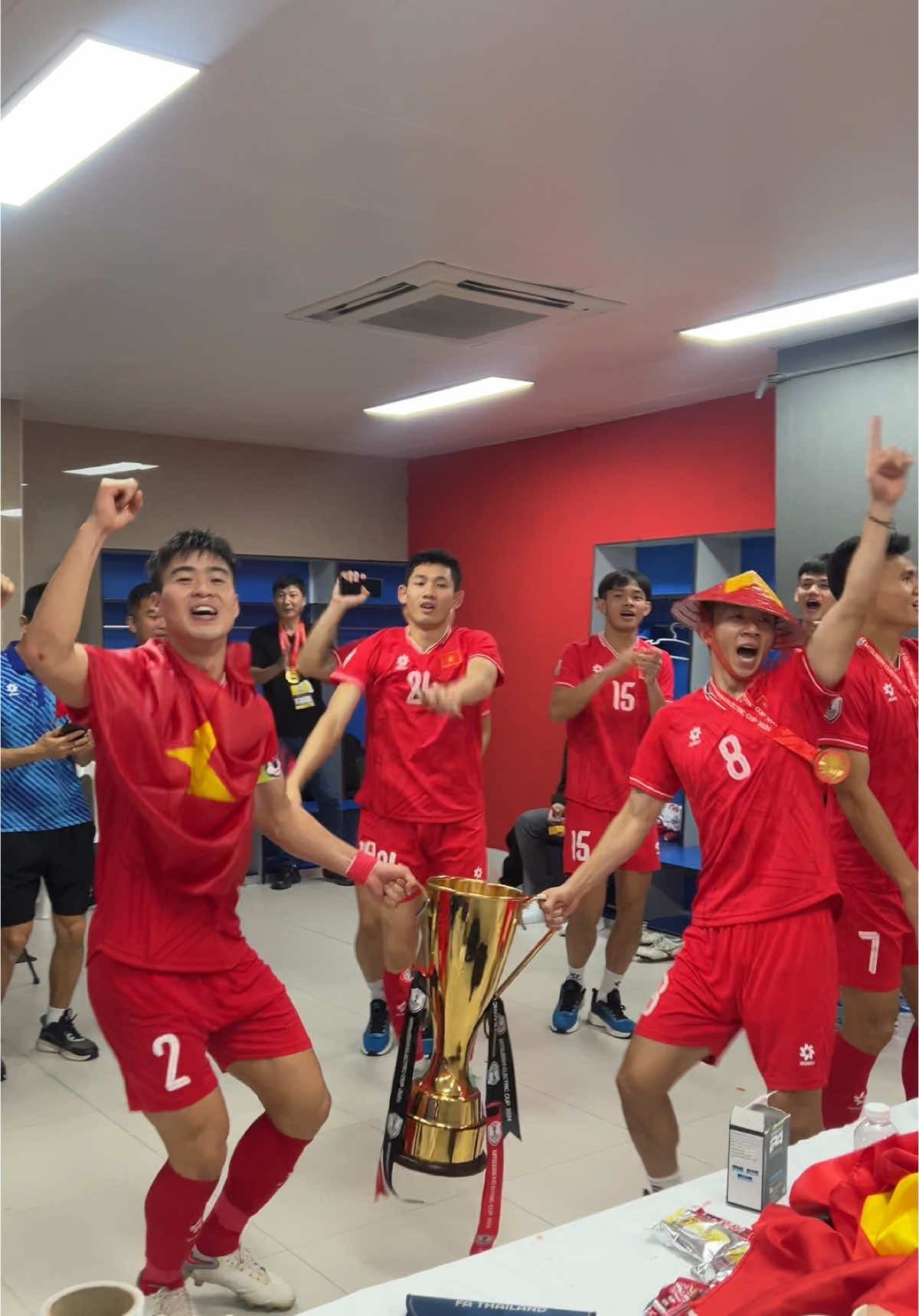 Việt Nam Vô Địch,  Việt Nam Hồ Chí Minh 🇻🇳🇻🇳🏆🏆❤️❤️ #tranhuytho #ĐTQGVN #aseancup2024 #affcup2024 