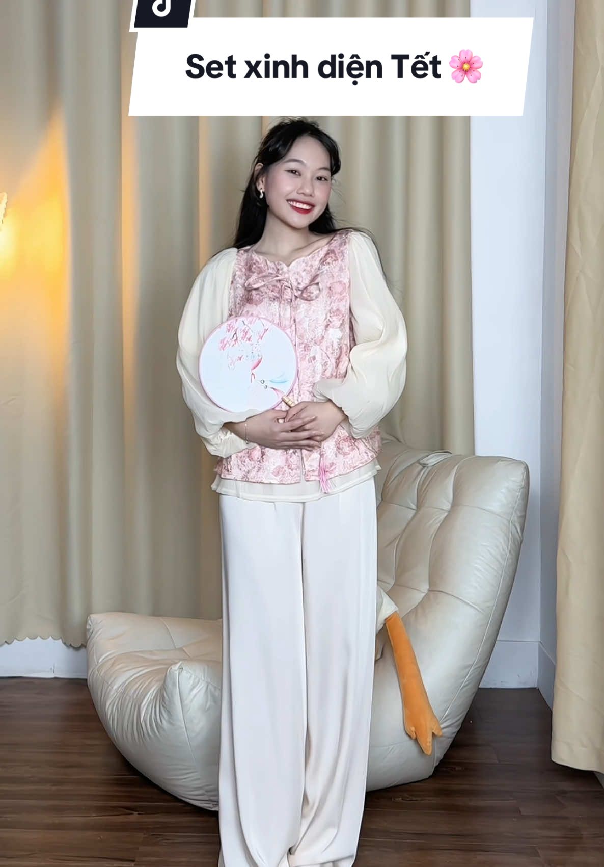 Set xinh diện tết mặc đi chùa cũng ưng lém mấy bà ui 🌸🤭 #setdichua #setmactet #setxinhdientet #linhaodai #aodaixinh 