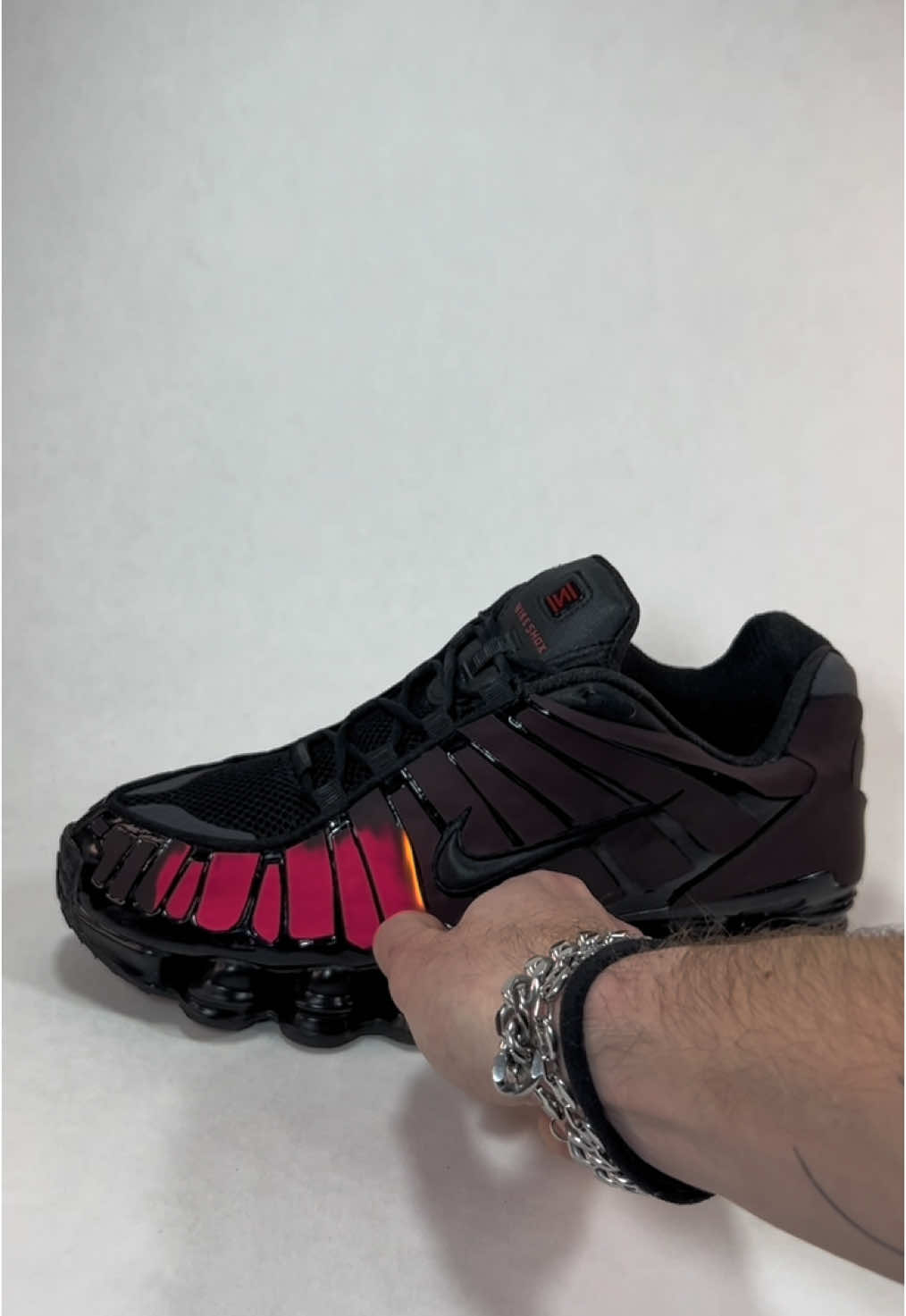Concept Nike shox thermoreactive pink  #customsneakers #sneakers #customshoes #mode #shoesdesign #Personnalisation #shox #thermoreactive #fyp 