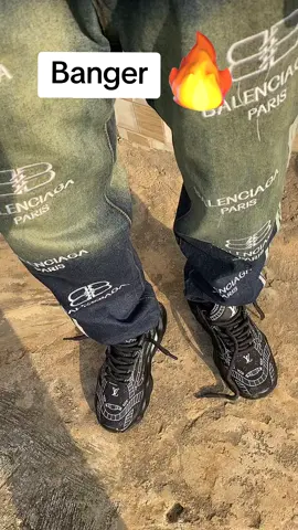 this shit is crazy 🤪 🔥  #trendingvideo #foryoupage❤️❤️ #viral_video #worldwide @₱ɆⱠⱠɆⱤ @LEO! 