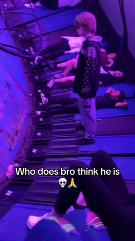 Bros gonna learn when the ride stops #funny #physics #viralvideo #fyp #maincharacter 