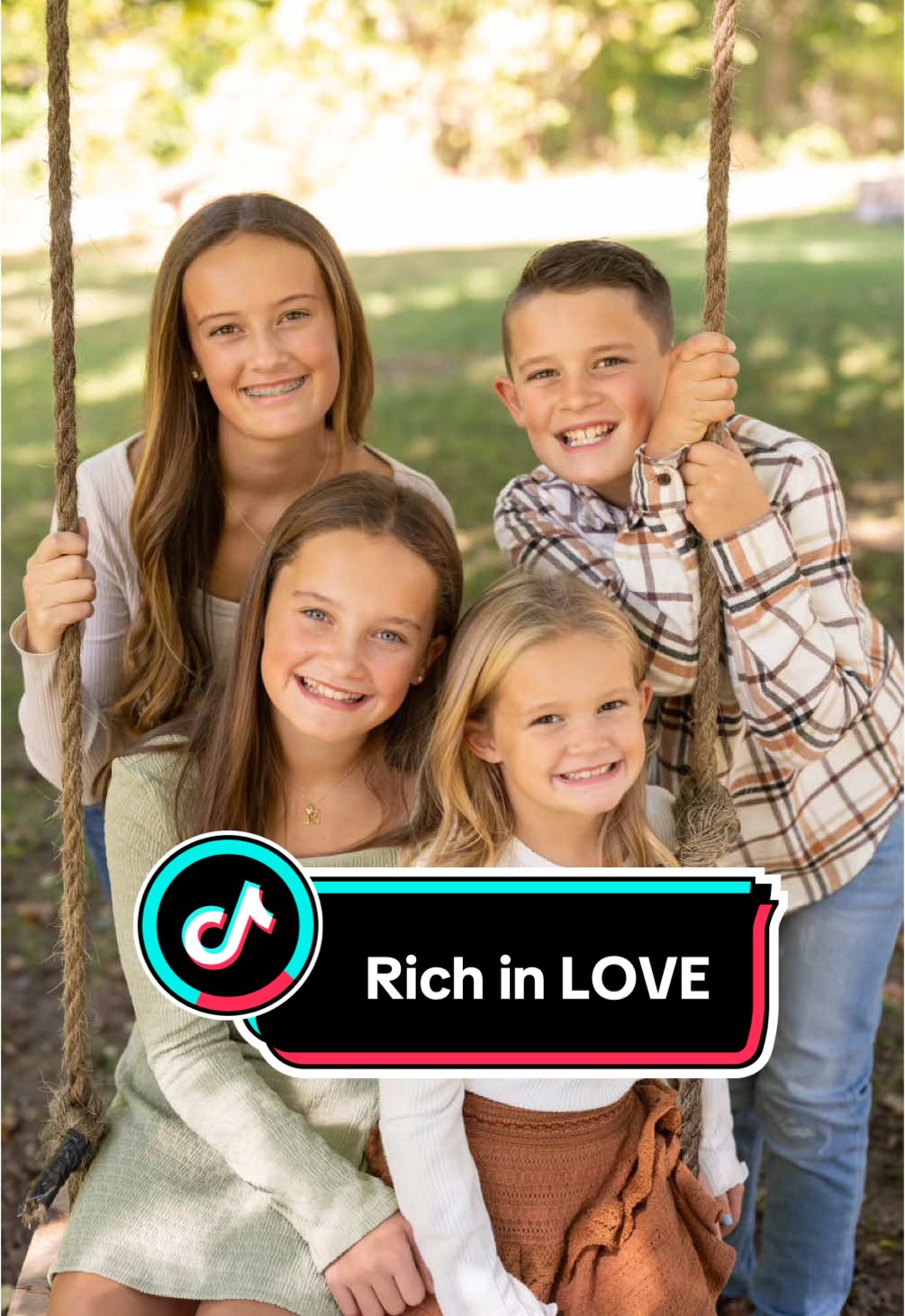 I’m rich in love and that’s the best blessing I could ask for! Reminding myself to keep going but remember what’s most important!   #familyfirst #blessingsonblessings #lovemykids #perspective #richlife #momof4 
