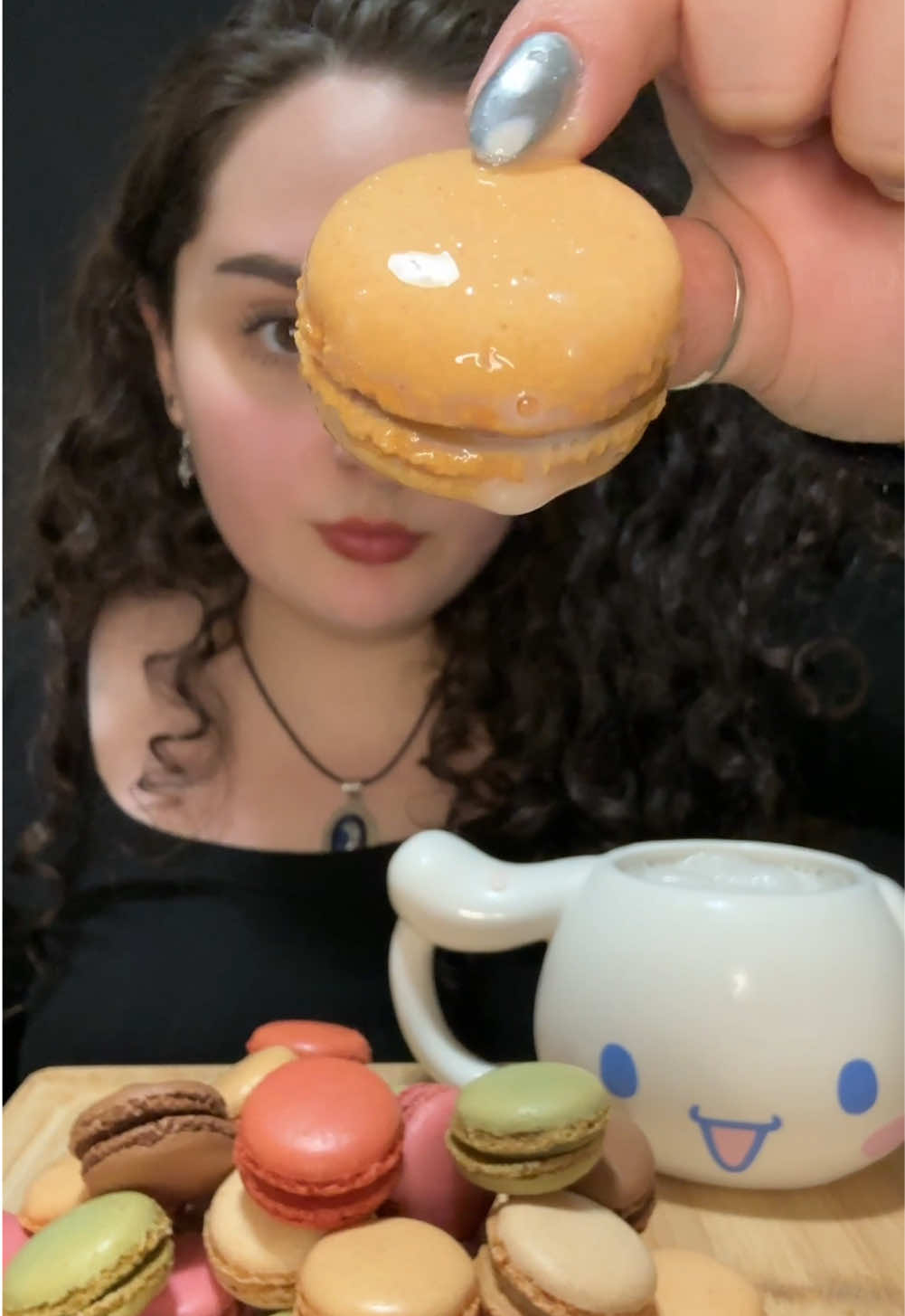 macarons from costco 🍬  #macaron #macarons #eatwithme #mukbang #mukbangeatingshow #eatingasmr #foodasmr #mukbangasmr #asmreating #eatingshow #eatingshowasmr #eatingsounds #crunchy#mukbangs #mukbangvideo #eatingsounds  #crunch #crunchyasmr #crunchsounds #crunchysounds #crunchymukbang