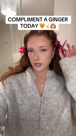 HAVE YOU GIVEN YOUR COMPLIMENT YET? #gingers #compliment #compliments #ginger #gingerhair #gingerlove #Love #givelove #redhead #redhair #loveredhair 