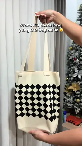 Ang mura tapos knitted pa! 😫💫 #totebag #knittedtotebag #largecapcitybag 